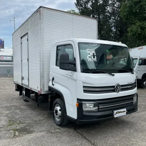 VOLKSWAGEN EXPRESS - ANO 2020 - EQUIPADO COM BAÚ