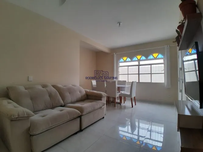 Casa linear com habite-se à venda no Santo André