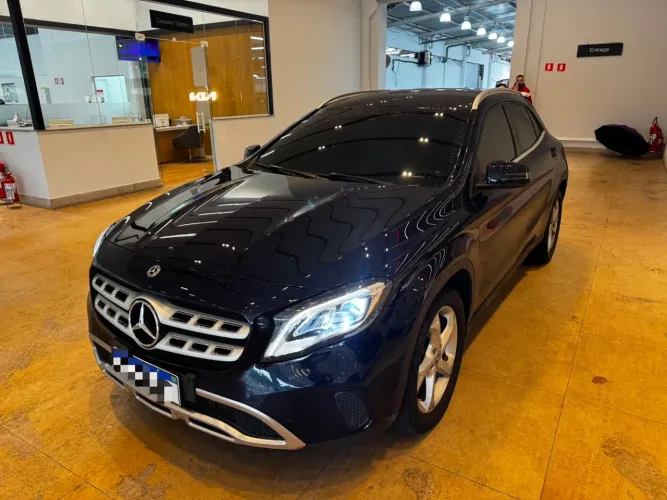 Mercedes-Benz GLA 200 Adv. 1.6/1.6 TB 16V Flex Aut. 2018