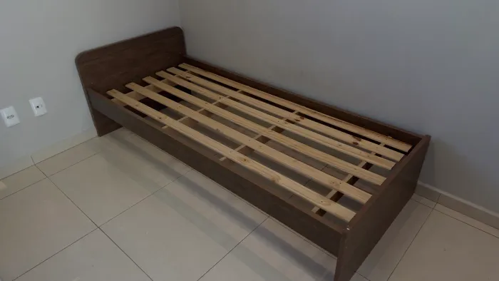 Cama solteiro