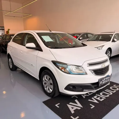 Chevrolet Onix Hatch LT 1.4 8V Flex Mec. 4P 2014