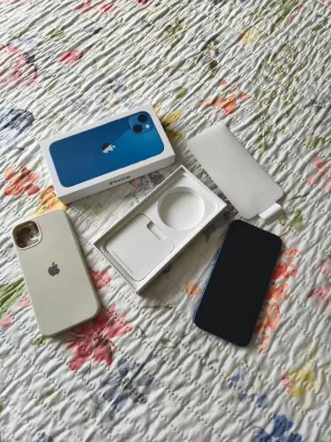 iPhone 13 