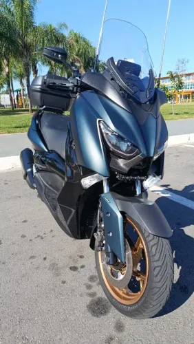 Vendo Yamaha Xmax 250ABS 2024