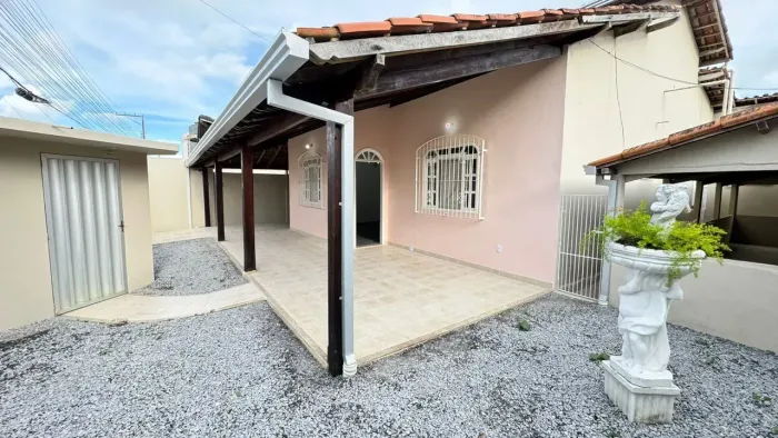 ALUGA CASA NO BAIRRO EDGAR TRANCOSO