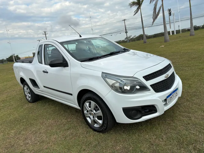 Chevrolet Montana LS 1.4 Econoflex 8V 2P 2013