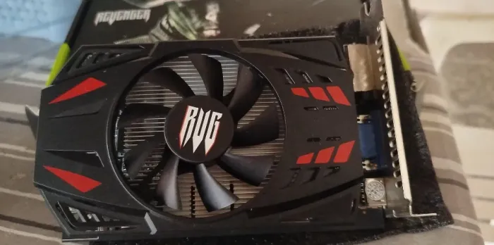 Placa de Vídeo Nvidia GeForce GTX 550 Ti 2GB DDR5 - Revenger (Perfeita para PC Gamer de En