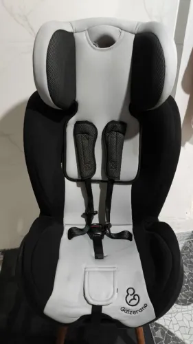 Cadeira de carro infantil