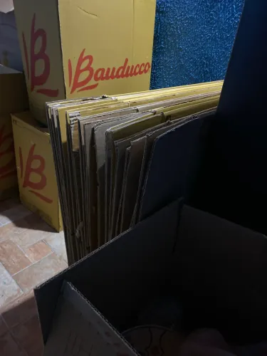Caixa de papelão para mudança