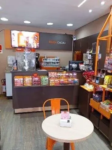Repasse Franquia Brasil Cacau em São Paulo o proprietário não trabalha na loja.