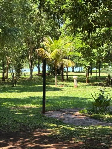 ÁREA NOBRE 16.900 M2 FUNDO COM RIO GRANDE STA CLARA DO OESTE SP