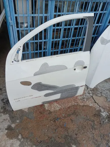 Porta dianteira esquerda do gol G5 g6 G7 e G8 (recondicionado)