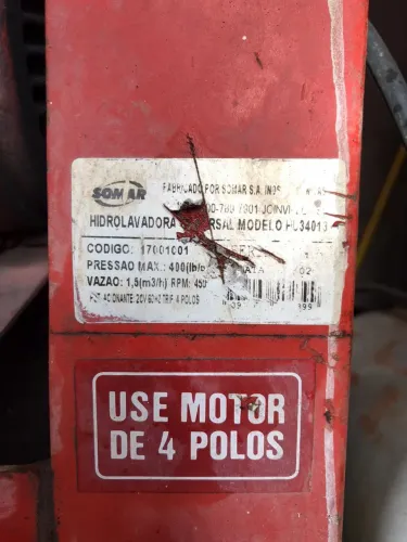 Hidrolavadora de Alta Pressão
