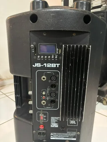 Caixas ativa JBL