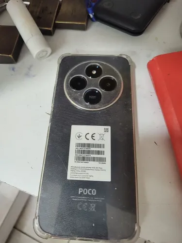 Celular semi novo