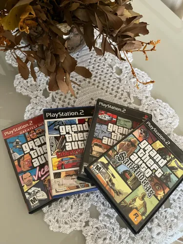 Coleção de jogos originais play 2