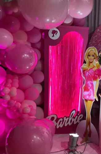 CAIXA BARBIE + Personagem
