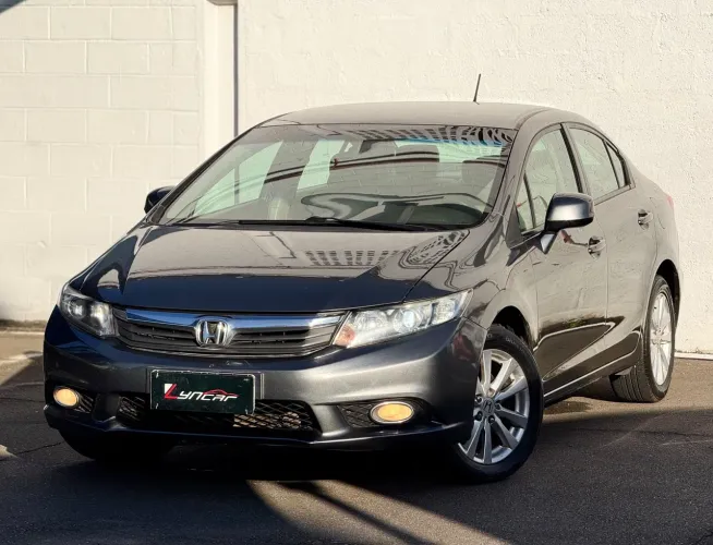 Honda Civic Sedan LXS 1.8/1.8 Flex 16V Mec. 4P 2014