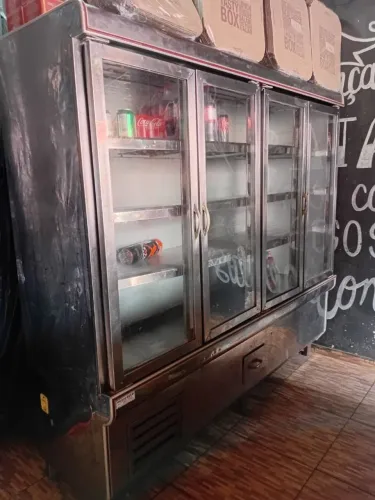 FREEZER EXPOSITOR 4 PORTAS - IDEAL PARA PIZZARIA, LANCHONETE OU MERCADINHO ?