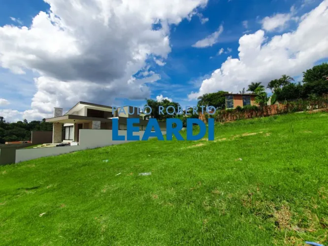 TERRENO EM CONDOMÍNIO - SANTA CÂNDIDA - SP