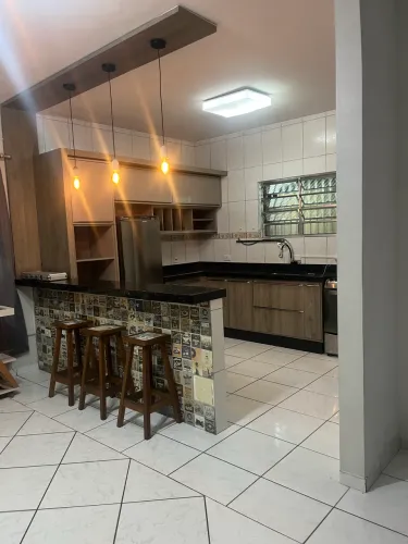 Casa 2 dormitórios Locação - Tude Bastos