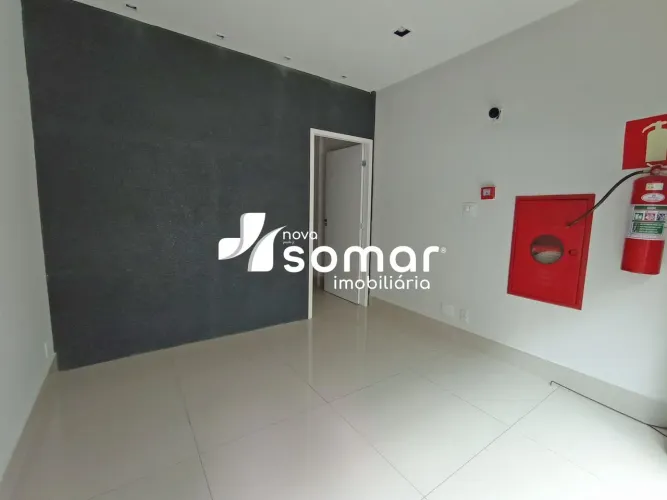 Loja Comercial no Centro de Divinópolis - 35 m² à venda por R$340.000