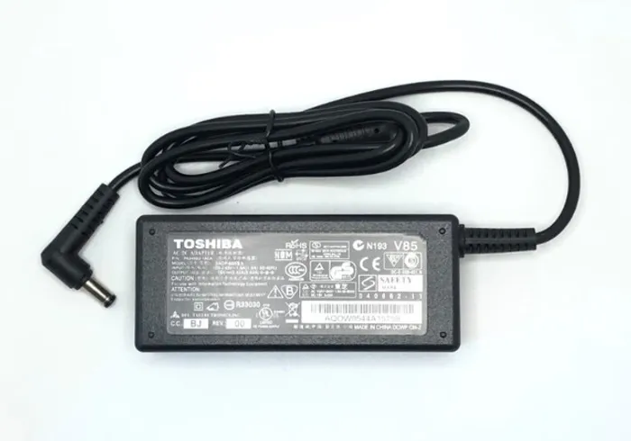 Fonte Carregador Toshiba Satellite 19v 3.42A Original Novo na Caixa