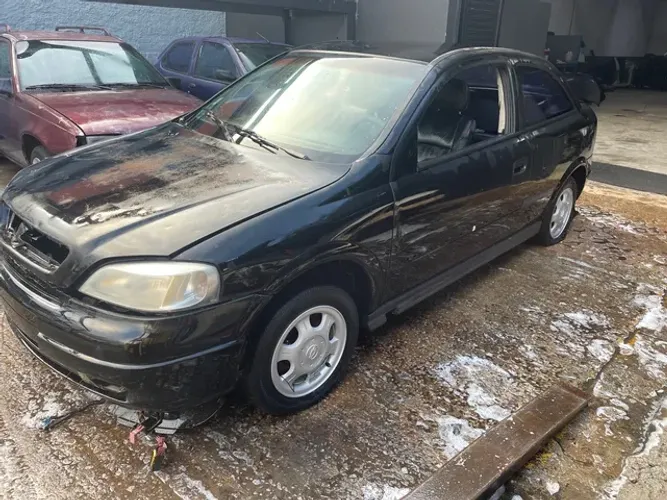 Sucata Chevrolet Astra 2000 ( Peças )
