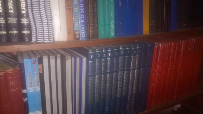 Livros e Revistas - Grande Coleção