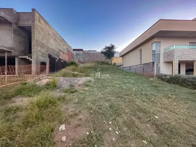 Jardim Veneza - Lote com 360,00m² - Por Apenas R$ 215.000,00