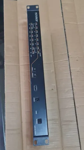 Comutador de Vídeo Altuscn