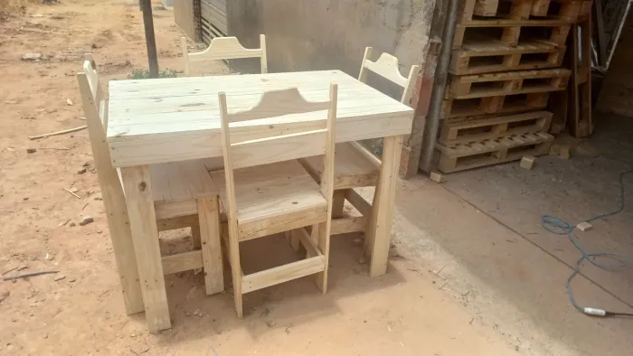 Conjunto de mesa de Pallet