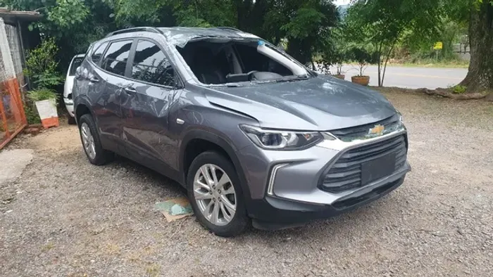 Tracker ltz automatica ano 2022 1.0 12V sucata em peças 