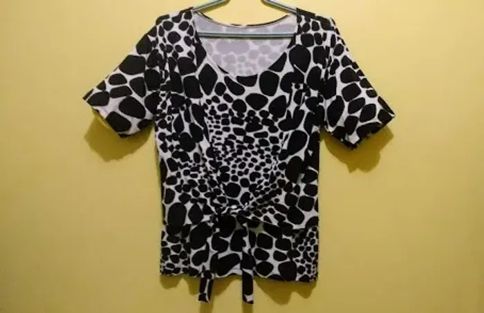 Blusa em Tecido com Elastano Estampada