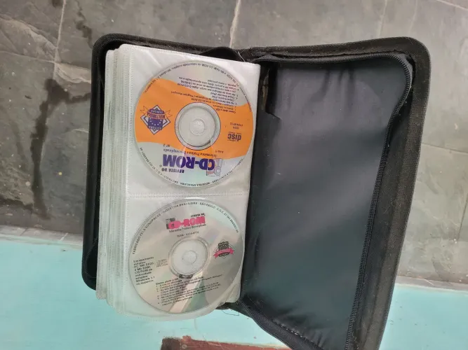 Coleção de discos CD-ROM