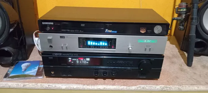 Pré-amplificador CARVER CT-23