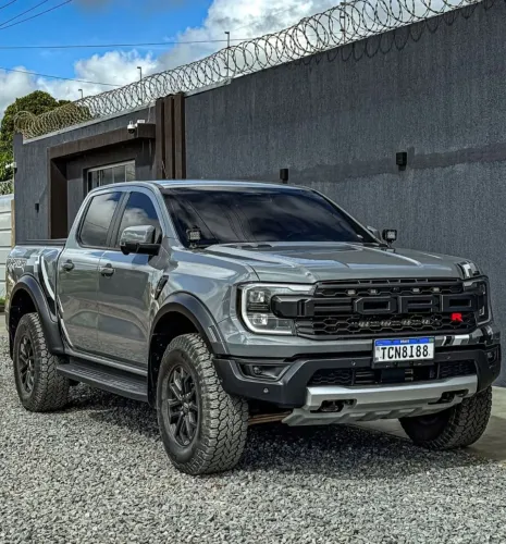 Ford Ranger Raptor 2024 V6 3.0 Bi-Turbo 400 cv