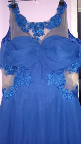 Vestido Azul Longo com Renda