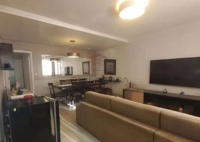 Casa terrea na Mooca com 3 quartos e quintal a venda