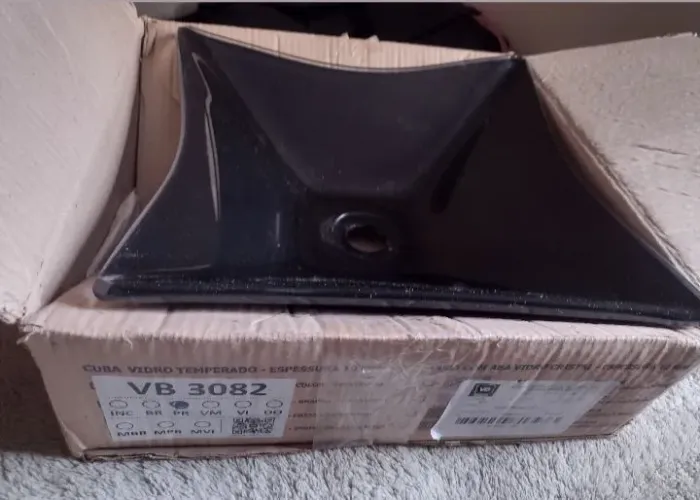 Promoção para hoje cuba preta quadrada nova na caixa 