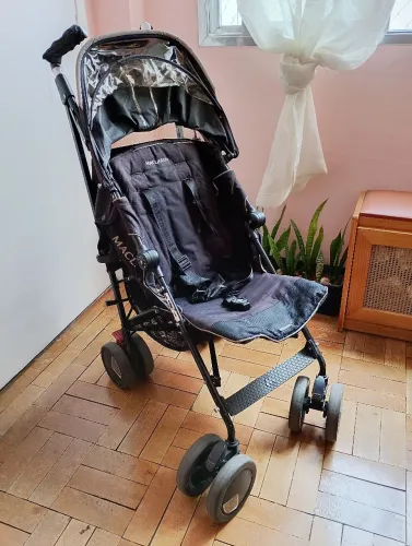 Carrinho de bebê / criança de até 25kg McLaren
