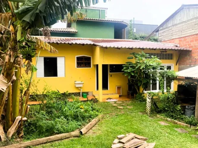 Casa para Locação Próximo a praia do Novo Campeche