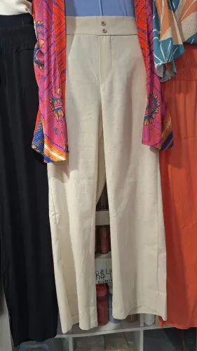 Calça pantalona linho cru