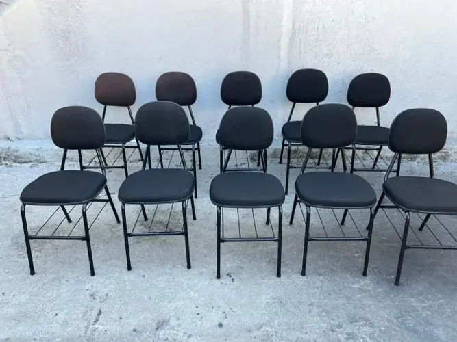 CADEIRAS PRETAS ESTOFADAS - CONFORTO E QUALIDADE!