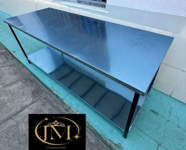 Mesas de inox com 2 tampos