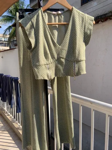 Conjunto Verde Lirity