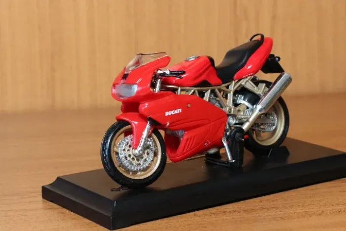 Miniatura 1:18 Moto Ducati KLX250SR