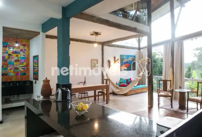 Casa em terreno de 3 mil m2 no Mãe Terra, arquitetura João Diniz, 2 suítes, com bosque e l