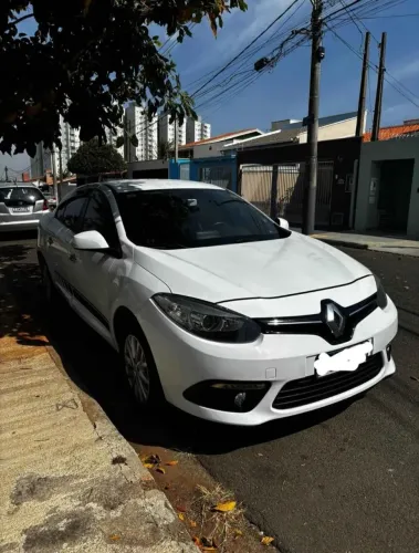 Renault Fluence Sed. Dyn. Plus 2.0 16V Flex Aut. 2015