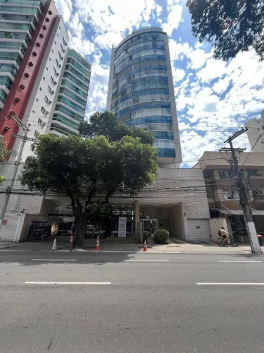 2 quartos com suíte de frente na Enseada do Sua