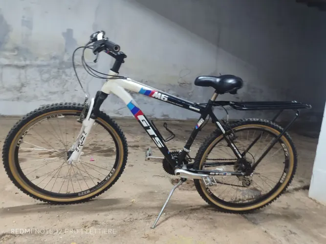 Bicicleta GTS M6